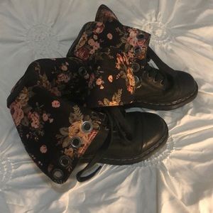 Floral Dr. Martens